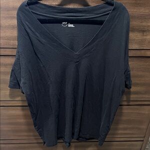 Aerie Women's Black V-Neck Top